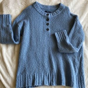 American Eagle knit sweater
